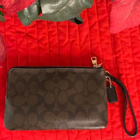 Coach Signature Double Zip Wristlet/Wallet NWT - Picture 7 of 7